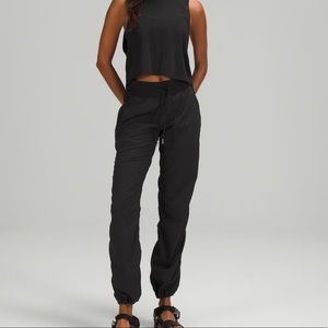 Lululemon Dance Studio Pants (Lined)